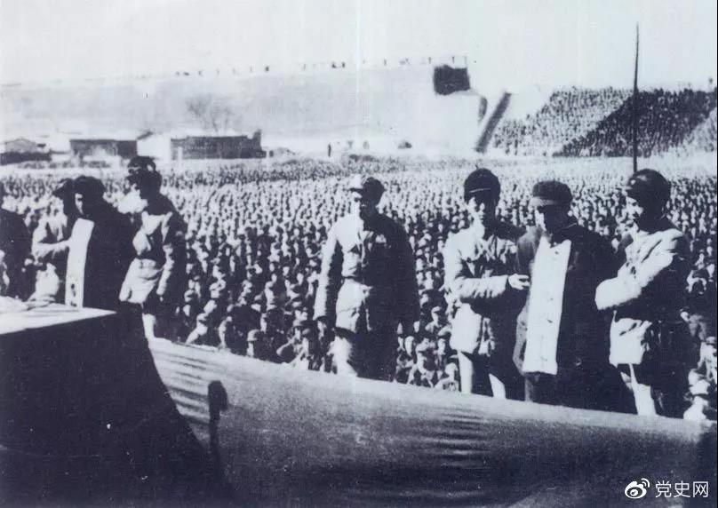 1952年2月10日、河北省は大汚職犯の公判大会を開き、最高人民法院の許可を得て、大汚職犯の劉青山（元中国共産党天津地委書記）、張子善（元天津地委副書記）に死刑を言い渡した。