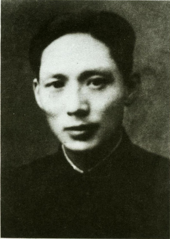 劉英
