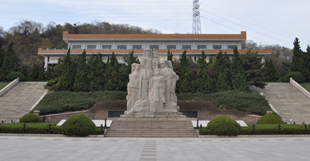 青島市革命烈士紀念館烈士群雕-山河魂