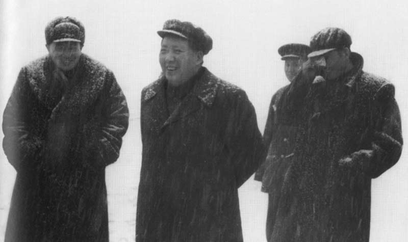 1953꣬ڸ人;ѩë֣ݻվʱ³ɢ