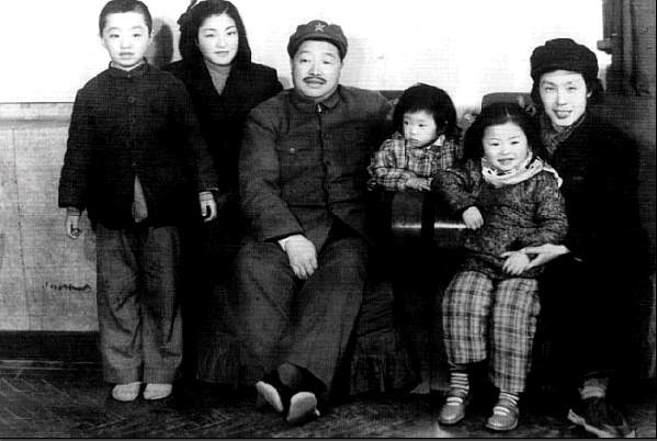 缅怀贺龙元帅:新中国体育事业奠基人 是元帅也是好教练(组图) 【3】