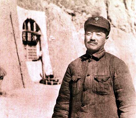 缅怀贺龙元帅:新中国体育事业奠基人 是元帅也是好教练(组图) 【16】